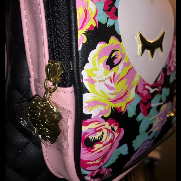 🥰Adorable Betsey Johnson 🌺 Quilted 🐈‍⬛ Backpack - Picture 9 of 14
